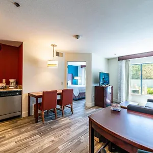  Apartment Metro Phx 1bd Interior Corridor United States